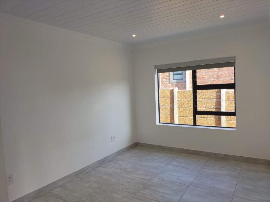 3 Bedroom Property for Sale in Stilbaai Wes Western Cape